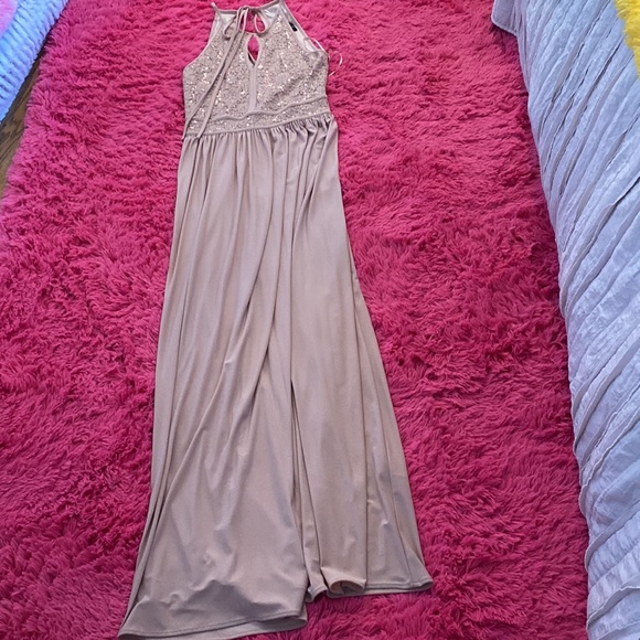 Evening Gown Sequin  Dreamy flowing and ready for a night out - Picture 3 of 8